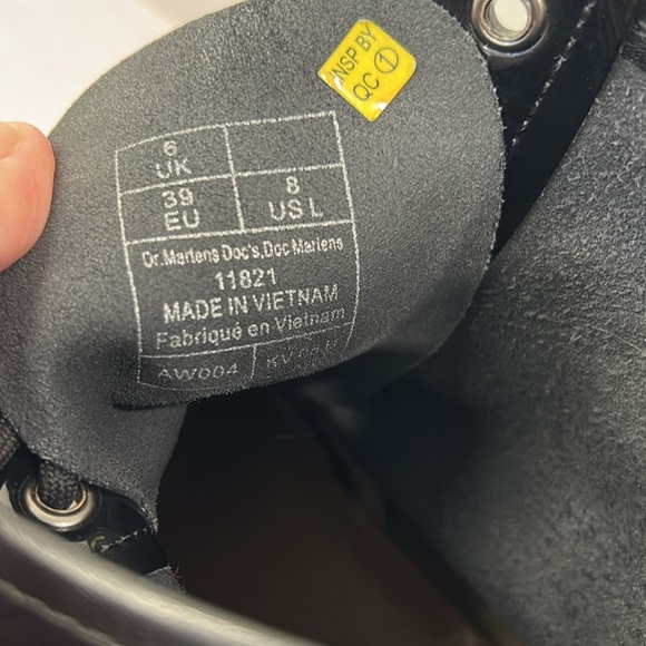 Dr. Martens 1460 Shiny Patent Black Combat Boots Size 8 Gothcore Dark Academia - Picture 11 of 16